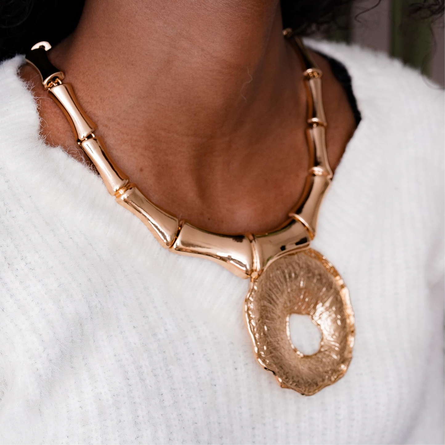 BONE DESIGN NECKLACE SET