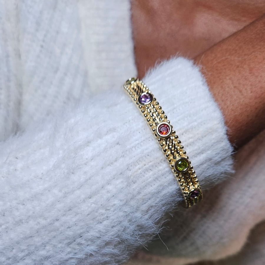 INSPIRED COLORED STONE BRACLET SWP LOOK 038