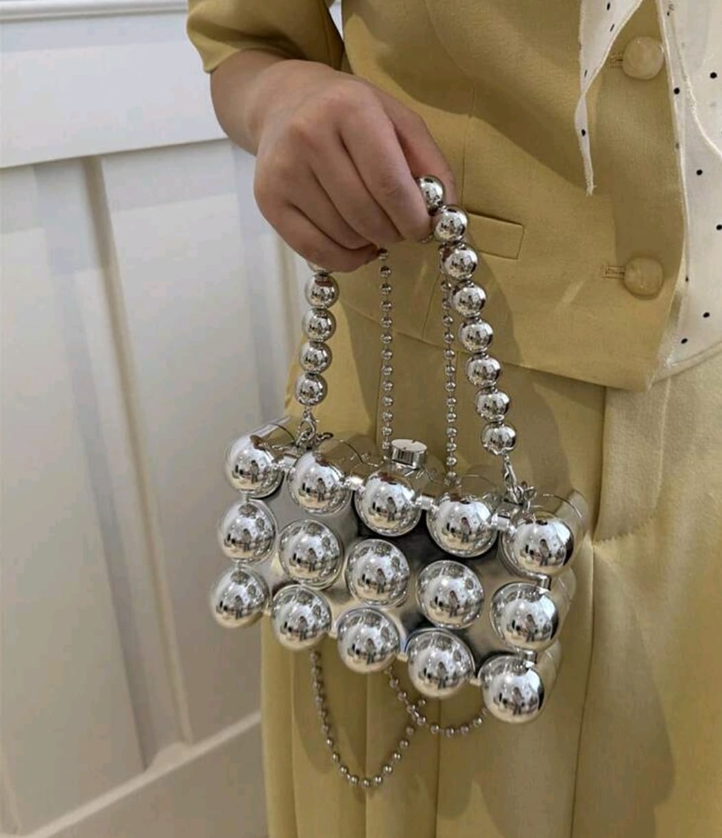 BEADED METAL LOOK DESIGN CLUTCH