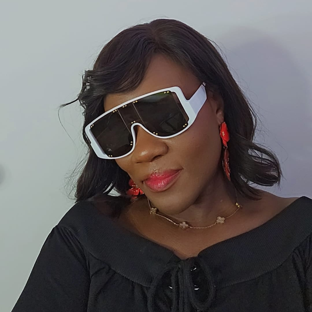 OVERSIZE STUDDED SQUARE SUNGLASSES