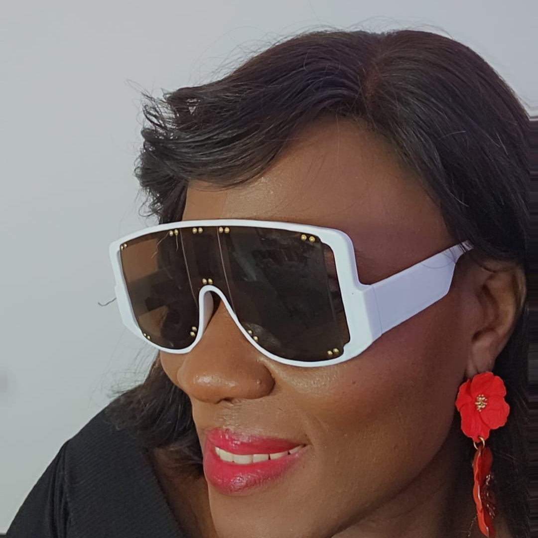 OVERSIZE STUDDED SQUARE SUNGLASSES
