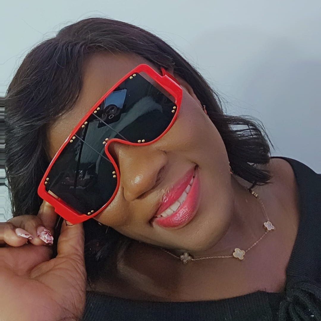 OVERSIZE STUDDED SQUARE SUNGLASSES