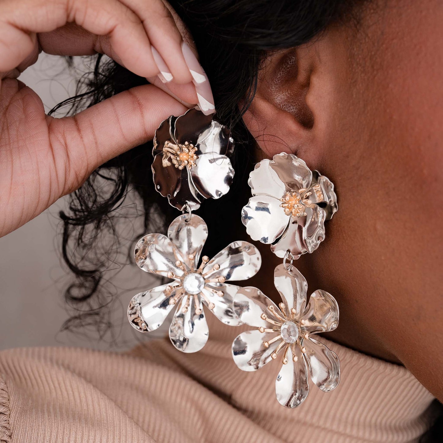 LAYERED FLORAL PETAL DROP EARRING SWP LOOK 020