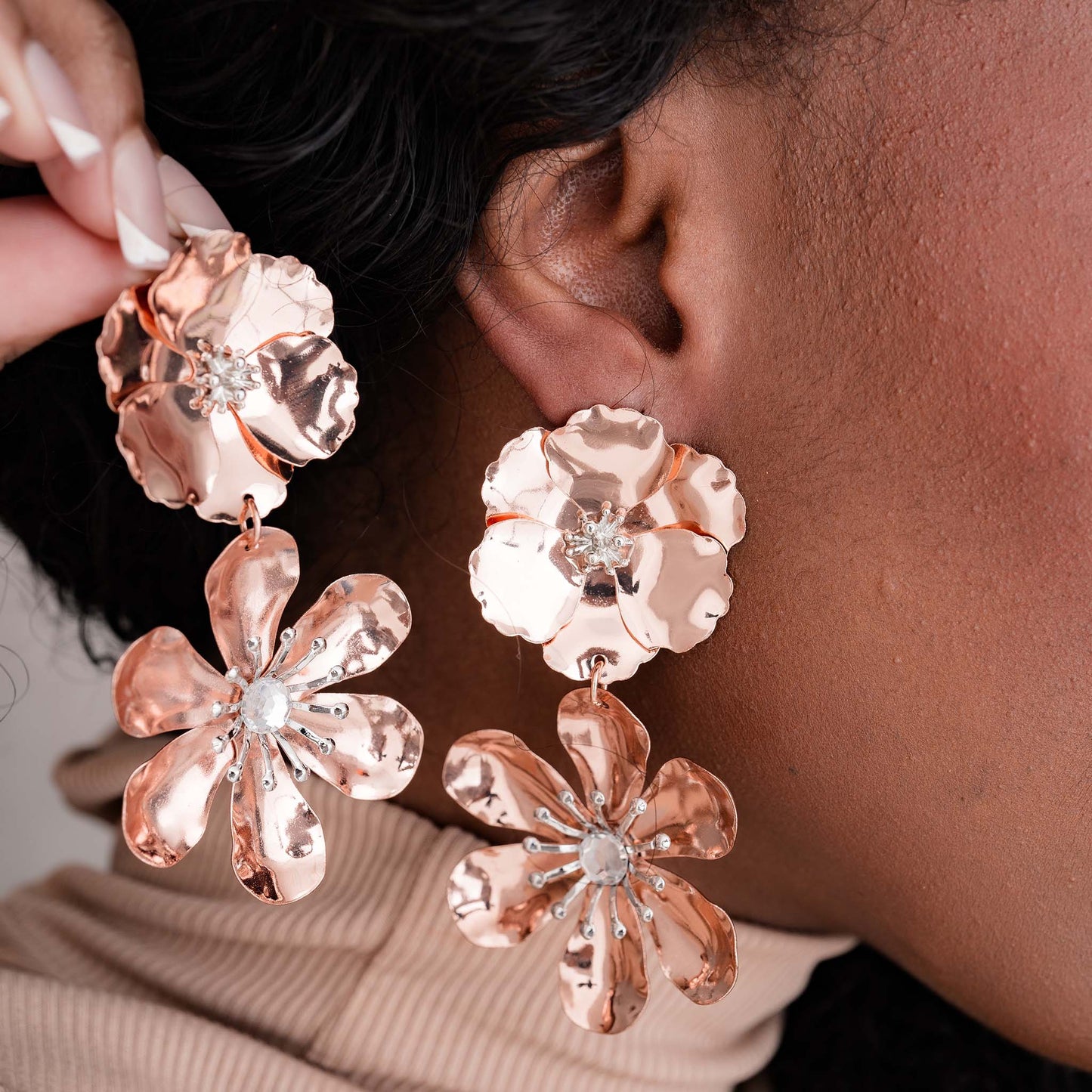 LAYERED FLORAL PETAL DROP EARRING SWP LOOK 020