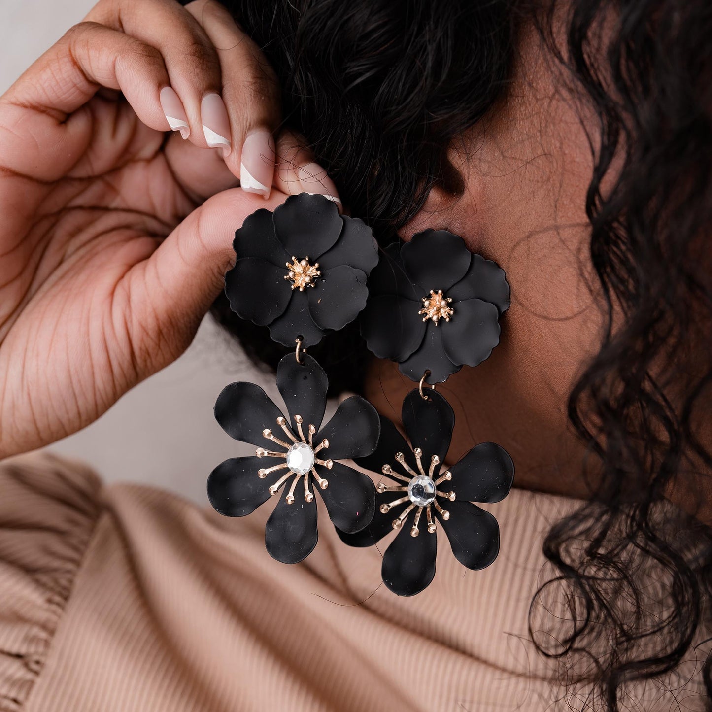 LAYERED FLORAL PETAL DROP EARRING SWP LOOK 020