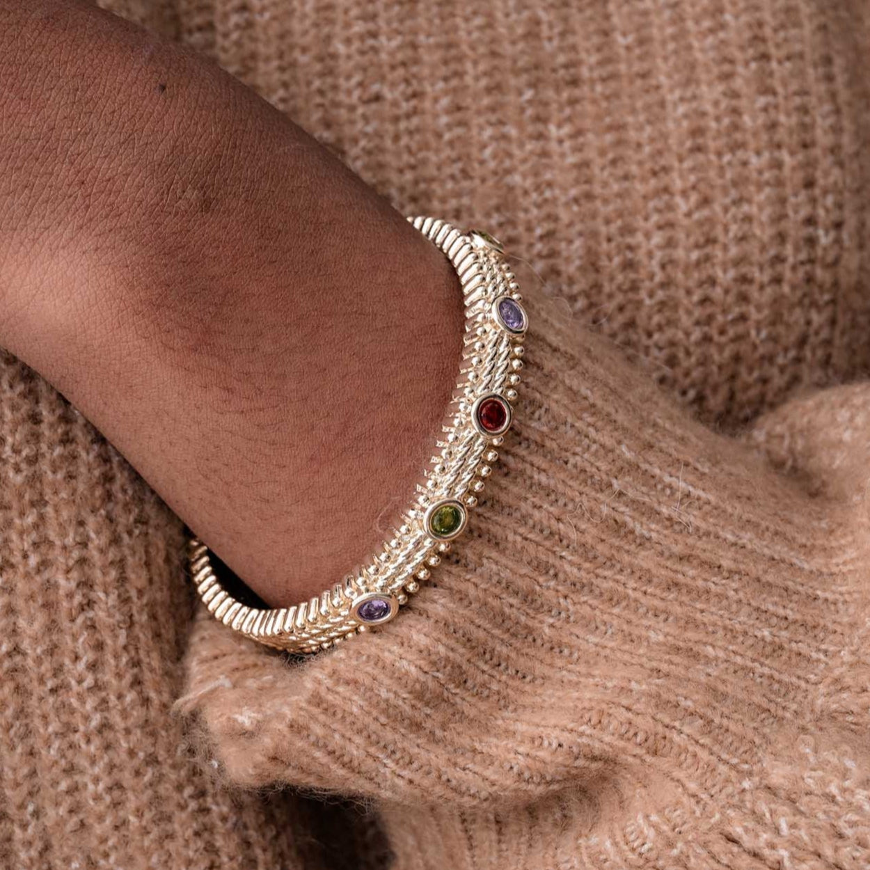 COLORED RHINESTONE BRACELET