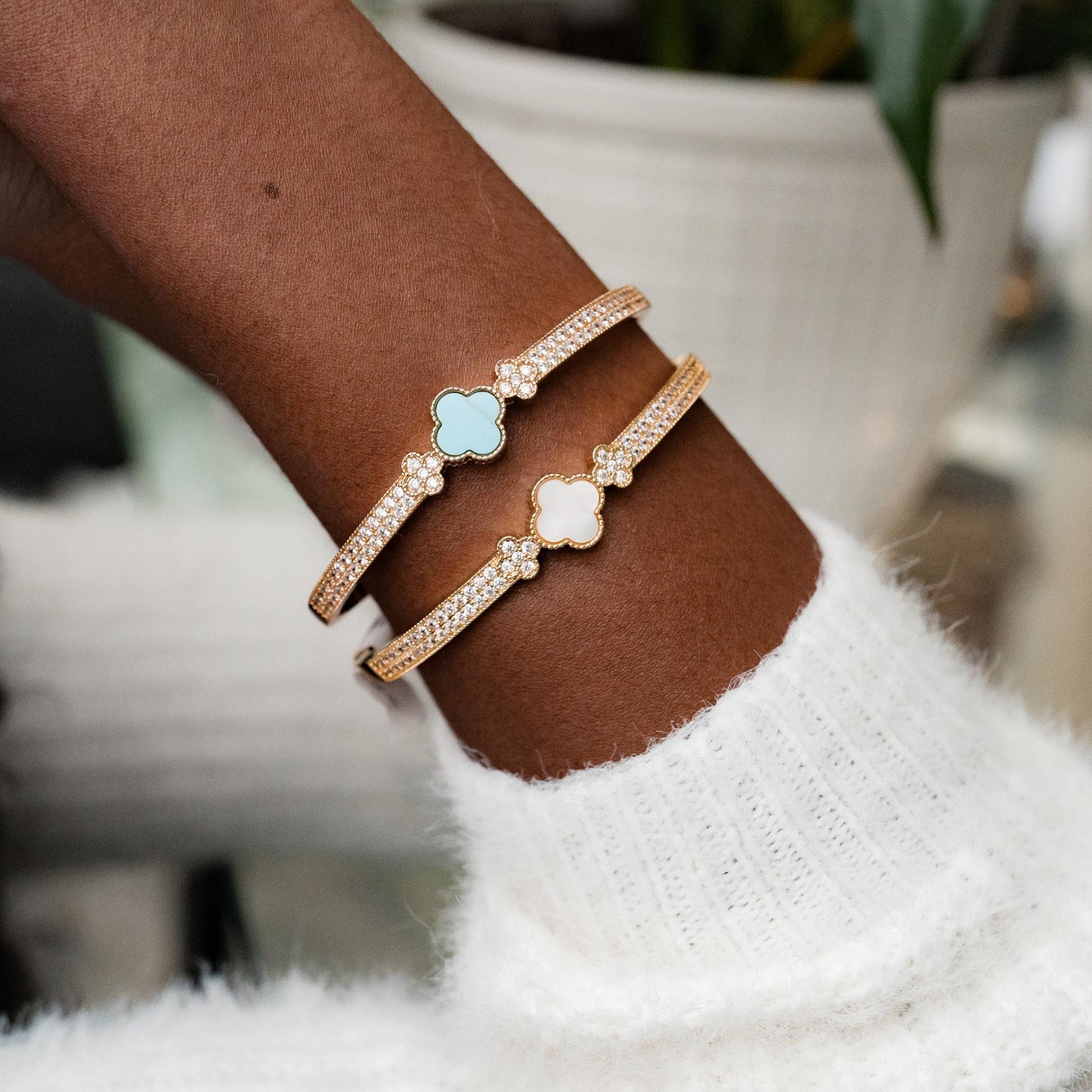 STAINLESS STEEL RHINESTONE CLOVER BRACELET