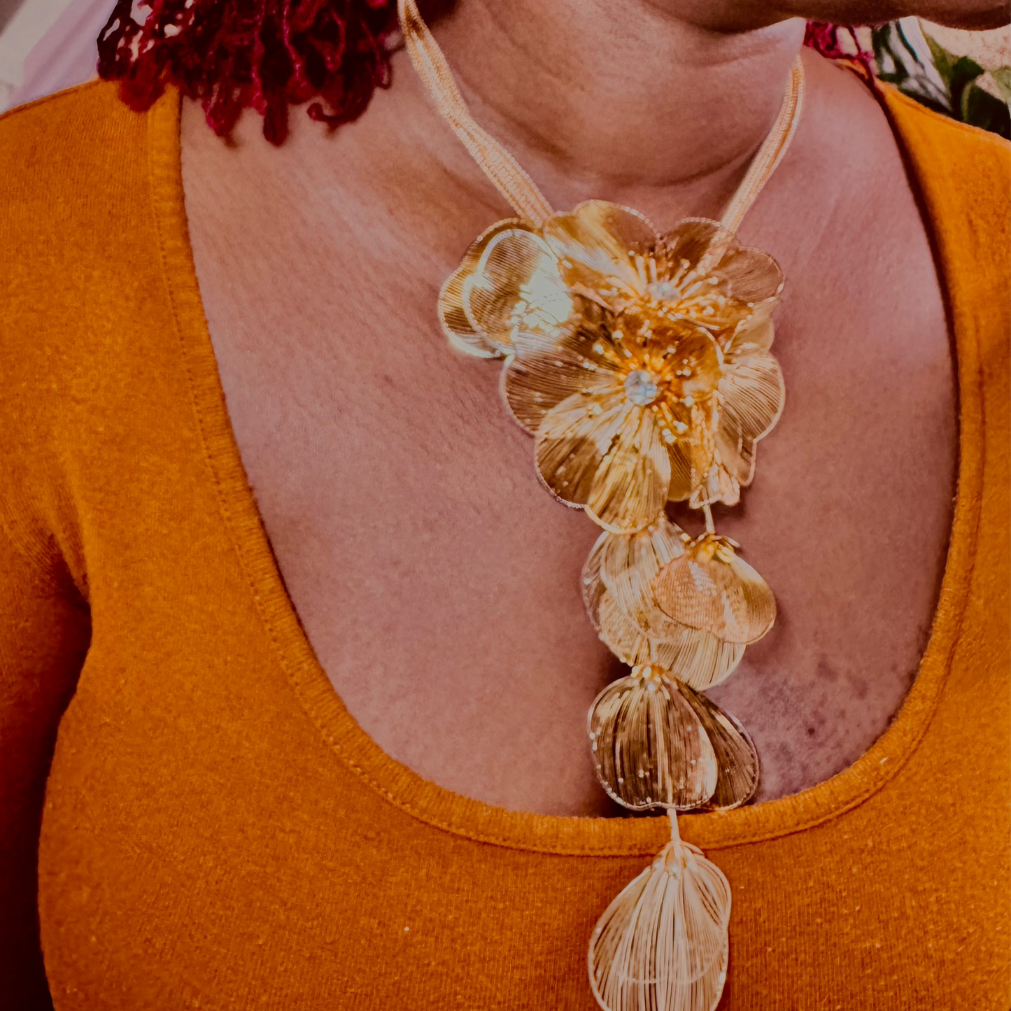 THREE ROPE FLORAL STATEMENT NECKLACE SWP LOOK 057