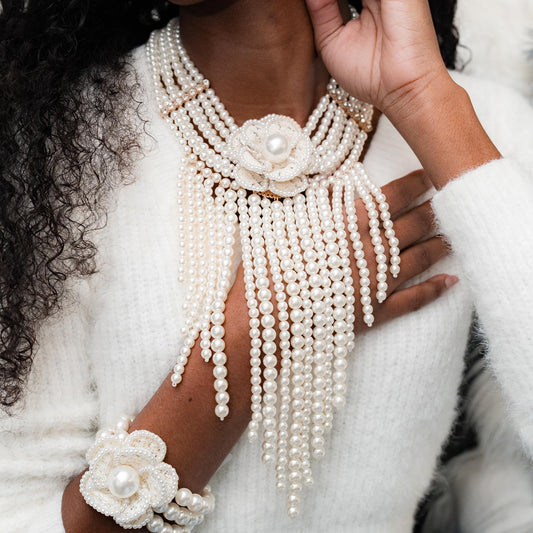 THREE PIECE PEARL NECKLACE SET