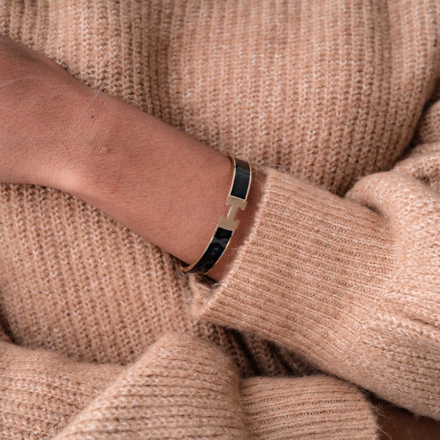 STAINLESS STEEL MEDIUM H BRACELET SWP LOOK 009
