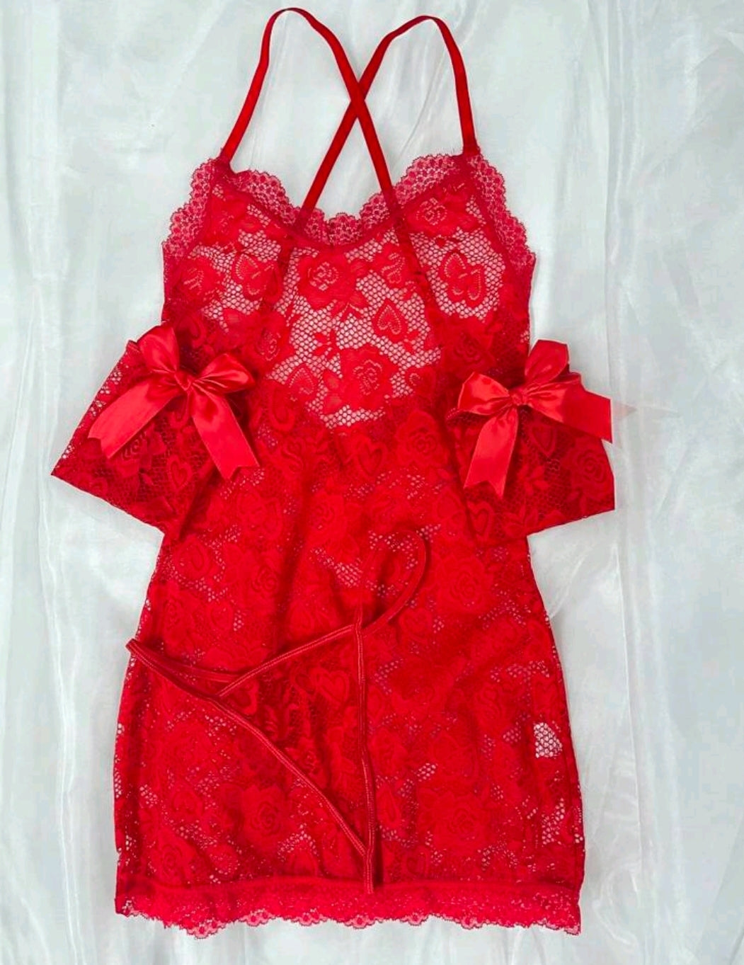 4 PCS  RED LACE LINGERIE with THONG and GLOVES